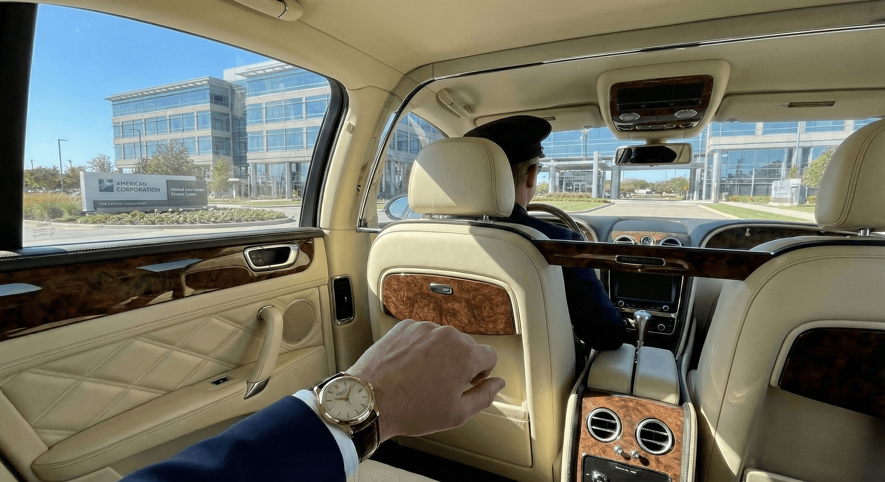 Corporate chauffeur-driven car service in Delhi NCR