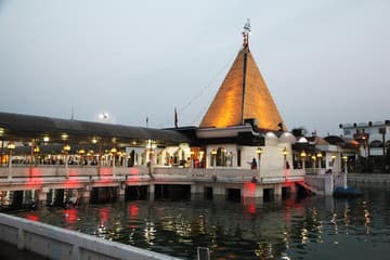 Premium chauffeur service in Jalandhar